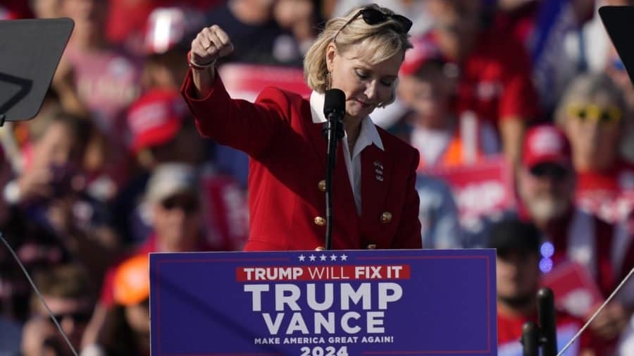 Laurie Buckhout wins GOP primary in North Carolina, will face Don Davis in general​ Laurie Buckhout wins GOP primary in North Carolina, will face Don Davis in general​