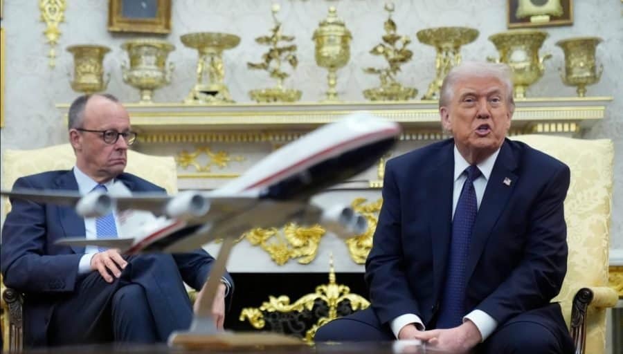 Trump wants US to insure Mideast oil shippers​ Trump wants US to insure Mideast oil shippers​