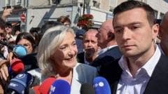 The photo that shows who’s really on top in Le Pen’s party The photo that shows who’s really on top in Le Pen’s party