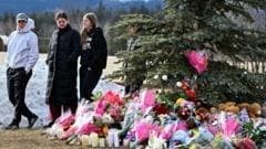 ‘Everyone knows somebody affected’ – small Canadian town united in grief after mass shooting ‘Everyone knows somebody affected’ – small Canadian town united in grief after mass shooting